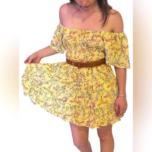 **🌼 NEW 5th & Love Yellow Floral Boho Baby Doll Mini Dress w/ Belt 🌼** - Picture 2 of 11